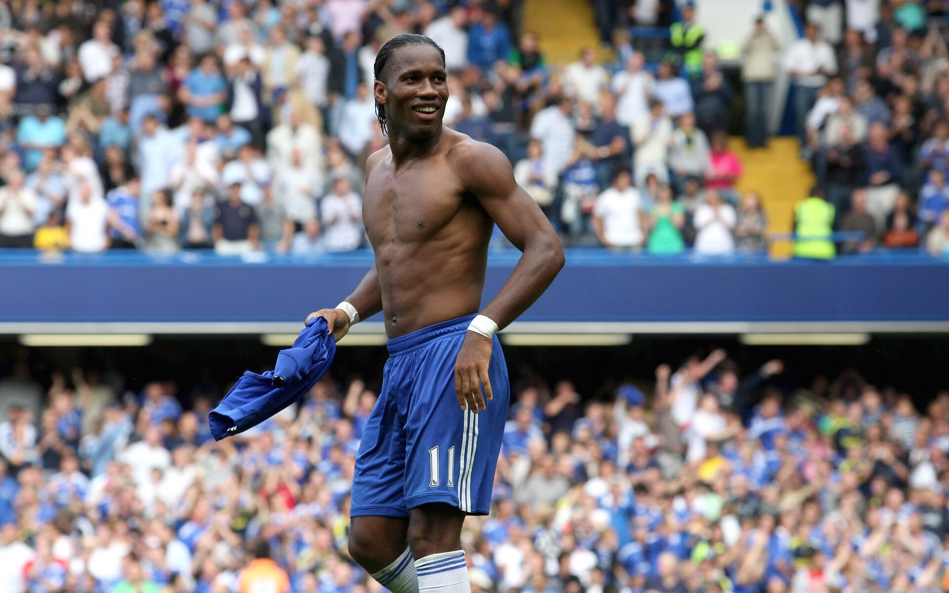 利物浦在欧冠中奋勇争夺，冲击冠军